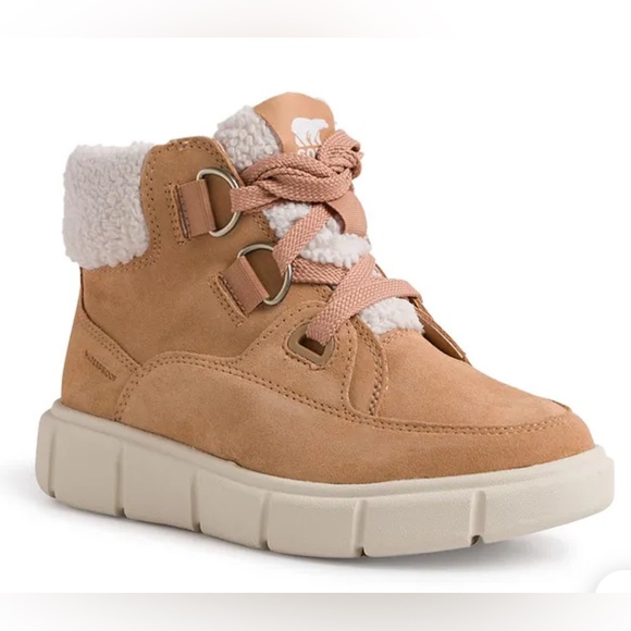 Sorel Explorer III waterproof insulated lace up boots - Picture 2 of 9